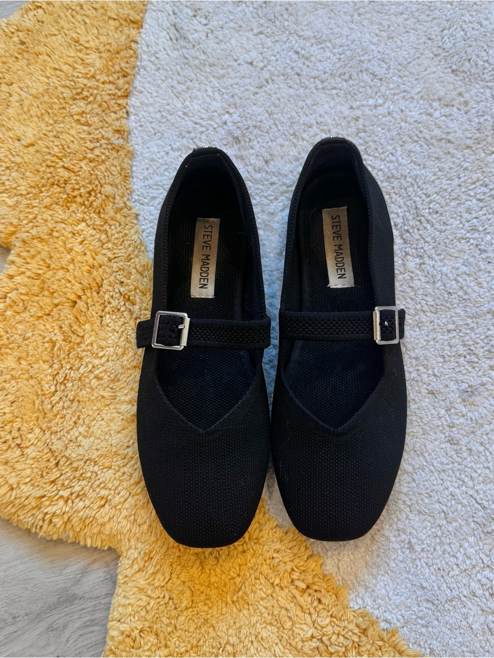 Steve Madden Mary Jane Black Flats